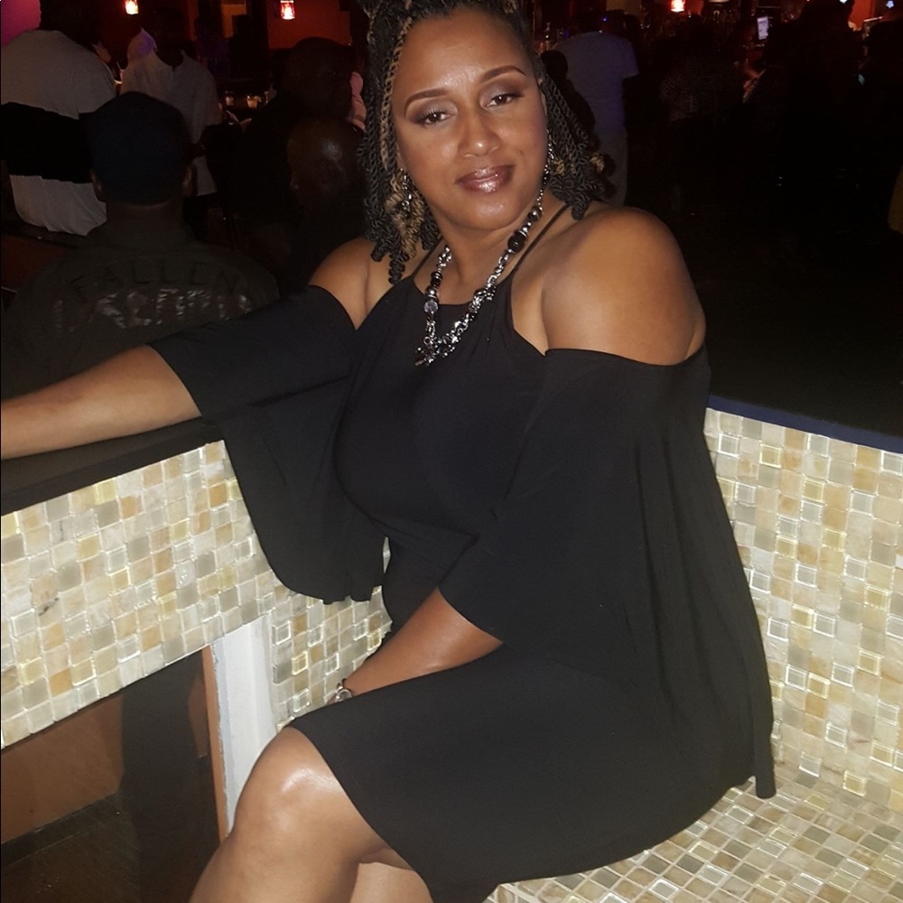 Meet your Posher, Sandi